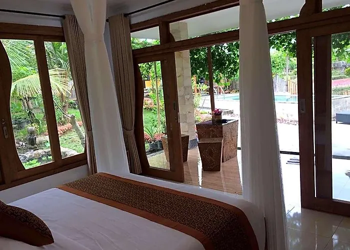 ホテル The Aroma Munduk - Honeymoon Rice Field View 4*